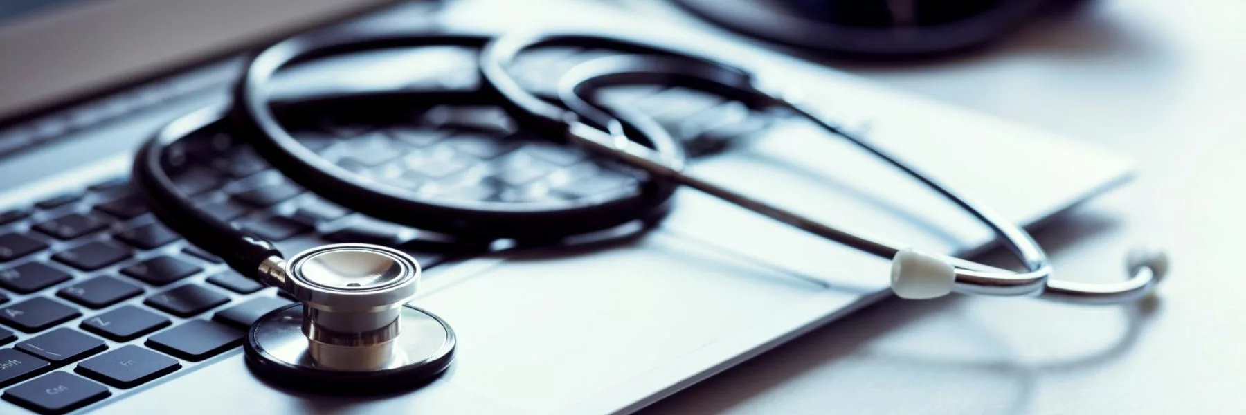 how to be hipaa compliant using aws image